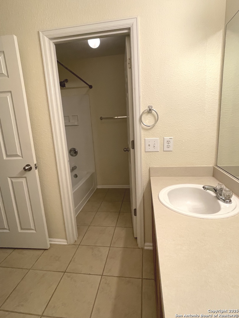 13523 Bristow Dawn San Antonio TX 78217