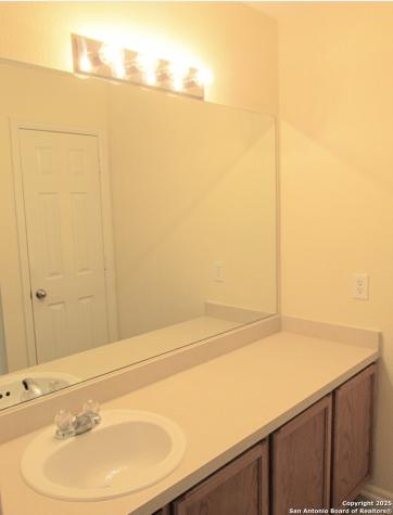 13523 Bristow Dawn San Antonio TX 78217