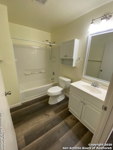 5607 Lakebend West San Antonio TX 78244