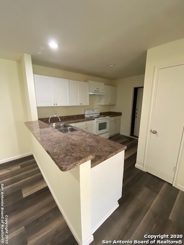 5607 Lakebend West San Antonio TX 78244