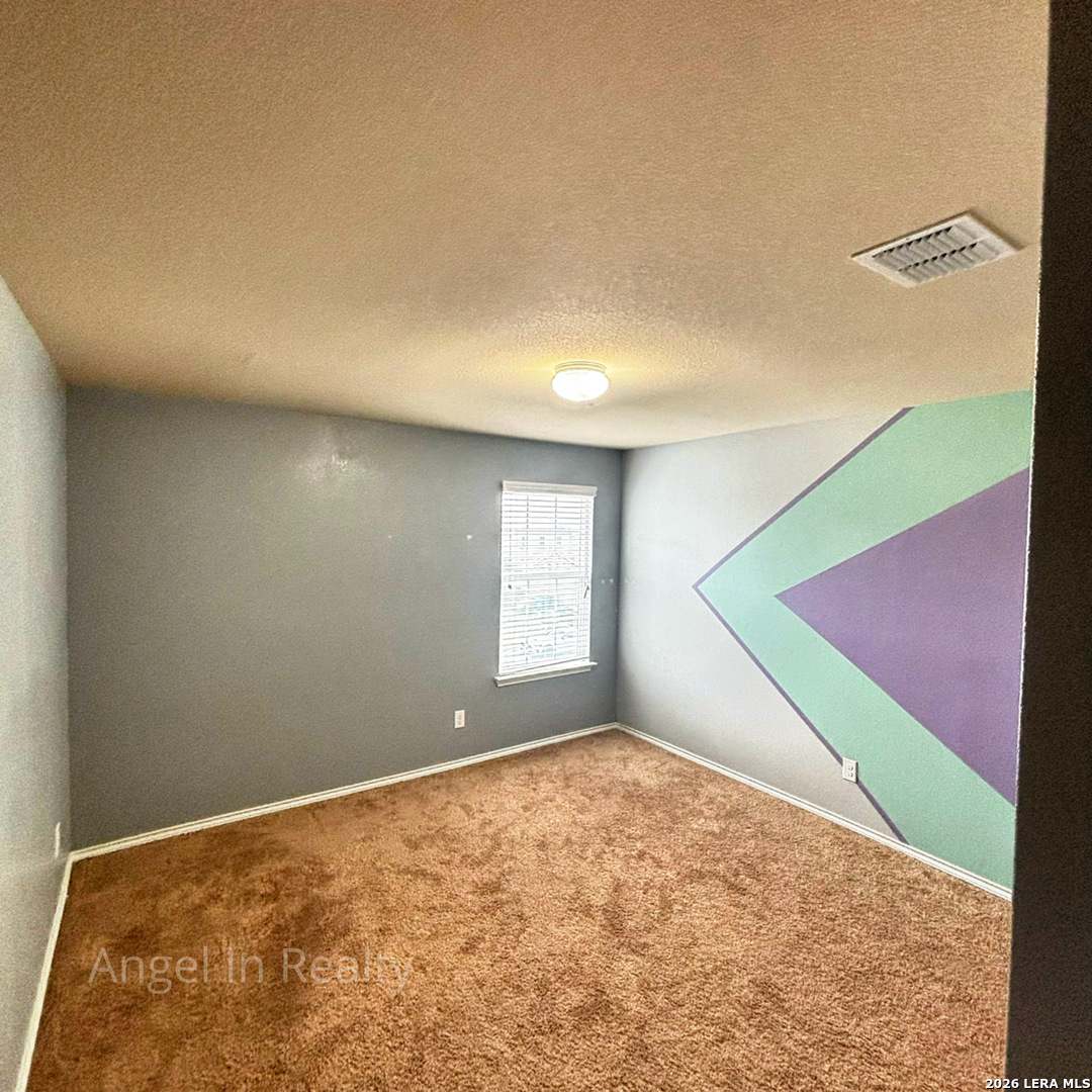 6915 Quantum Loop San Antonio TX 78252