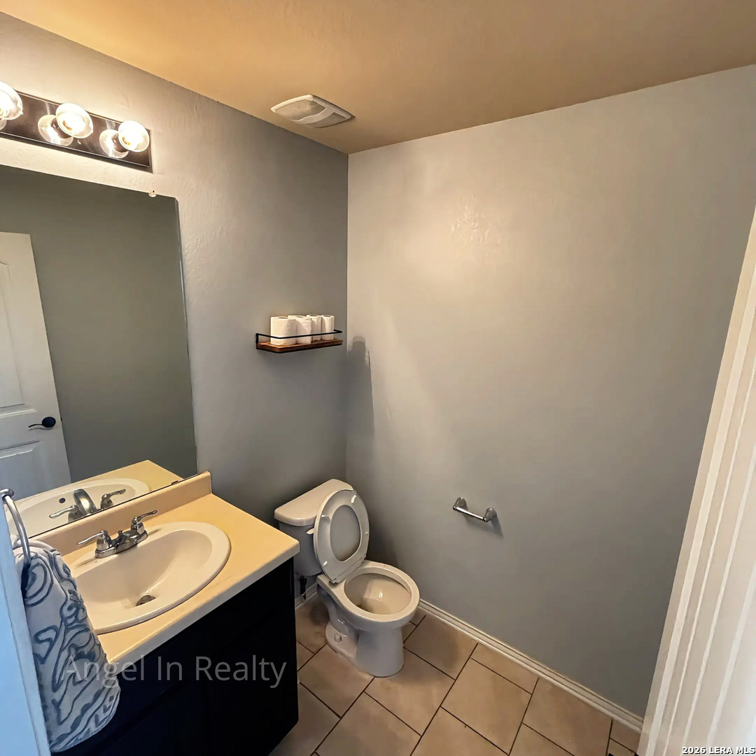 6915 Quantum Loop San Antonio TX 78252