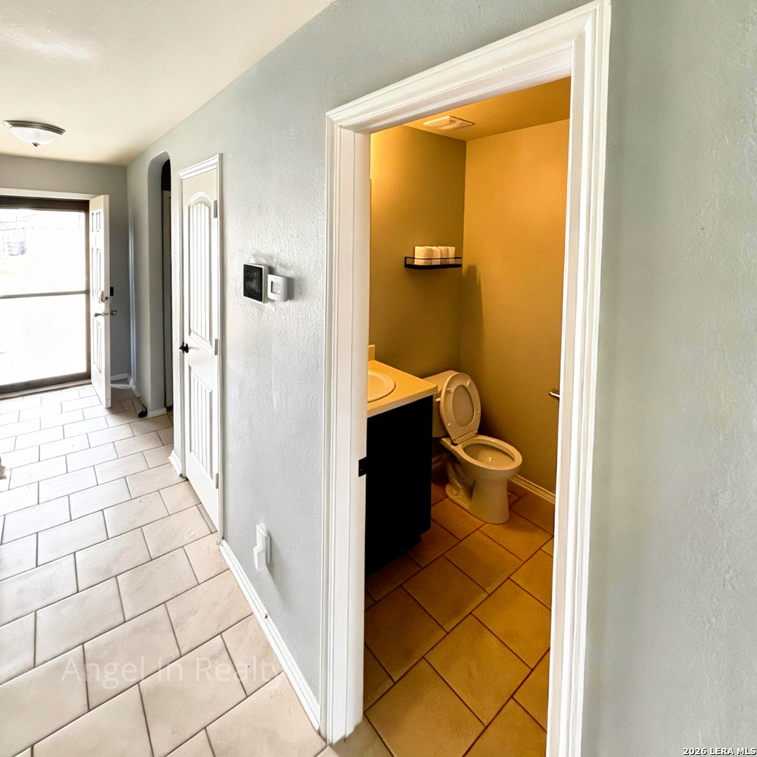 6915 Quantum Loop San Antonio TX 78252
