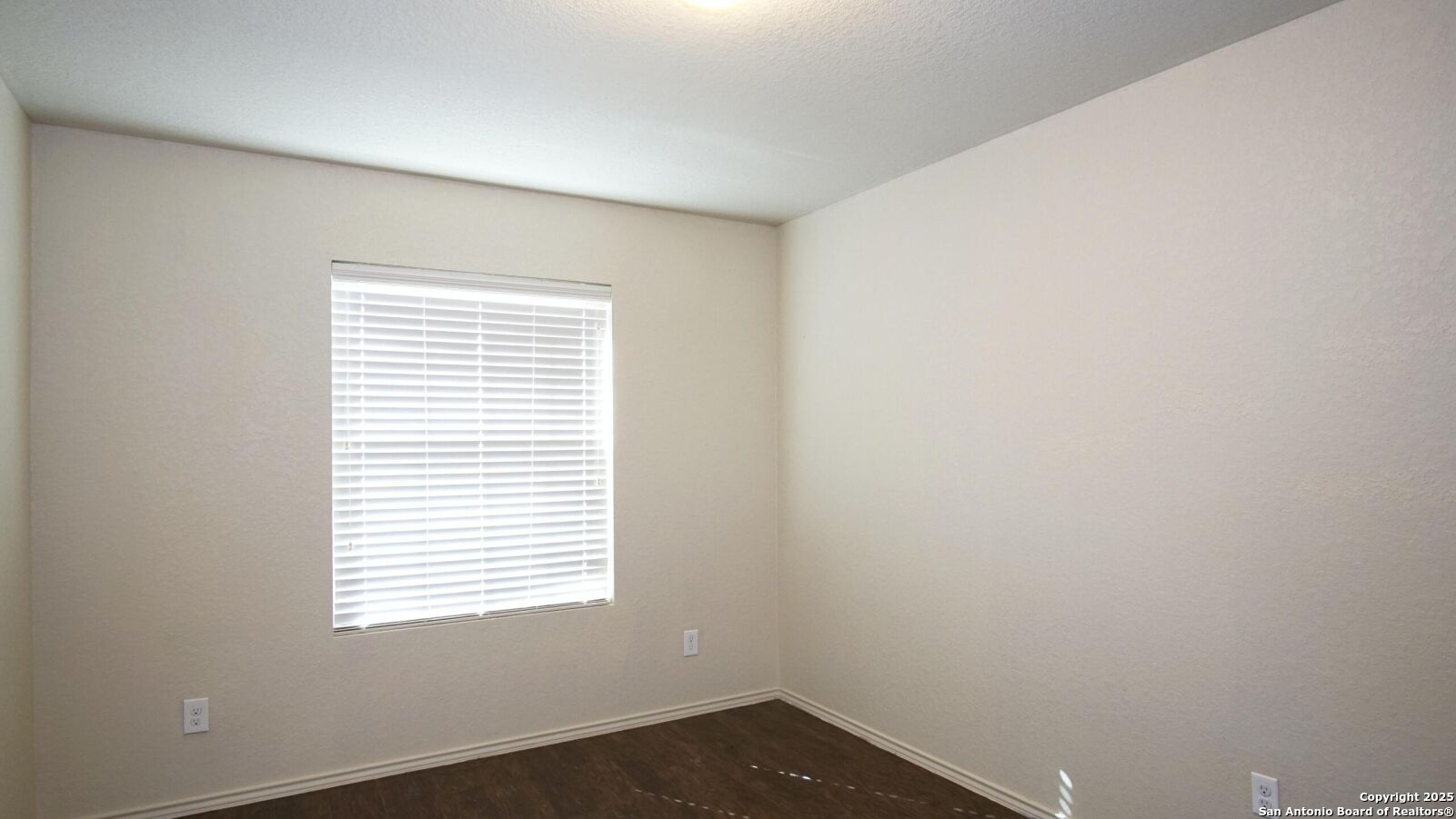 7518 Whispine San Antonio TX 78218