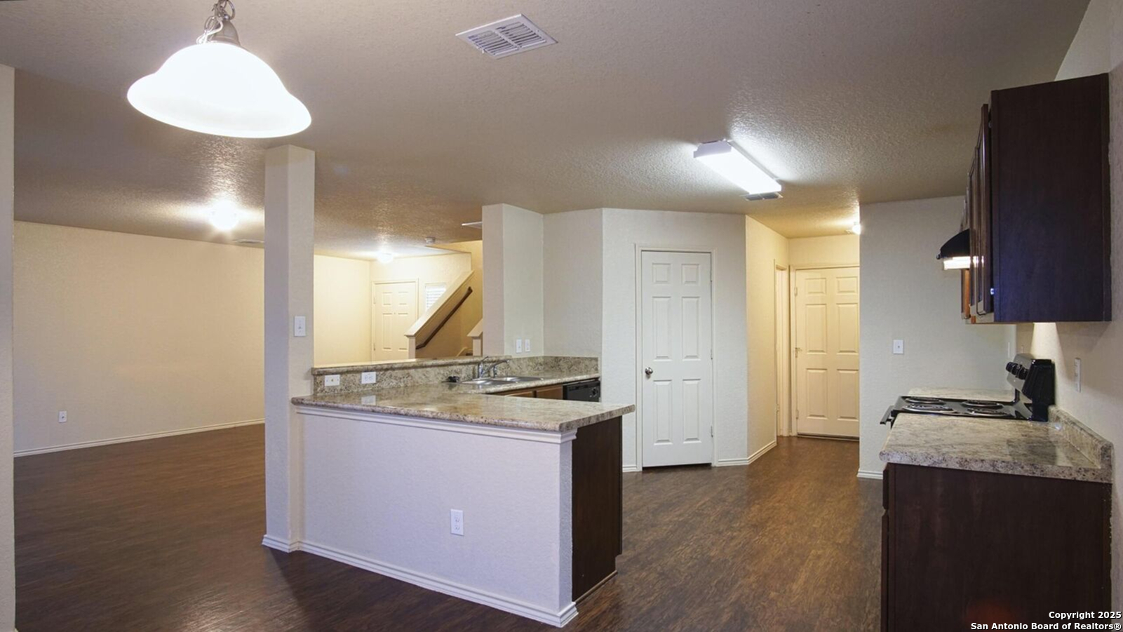 7518 Whispine San Antonio TX 78218