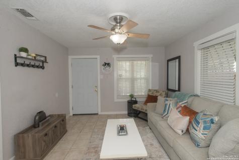 611 Brunswick San Antonio TX 78214