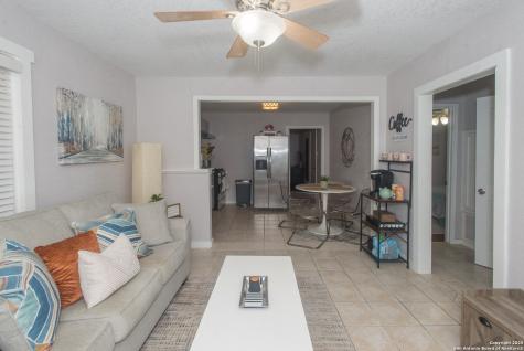 611 Brunswick San Antonio TX 78214