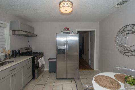 611 Brunswick San Antonio TX 78214