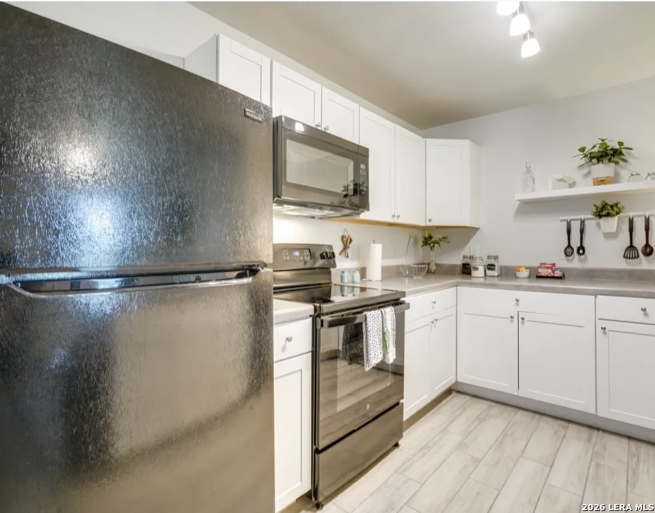 6423 Melissa Ann San Antonio TX 78249