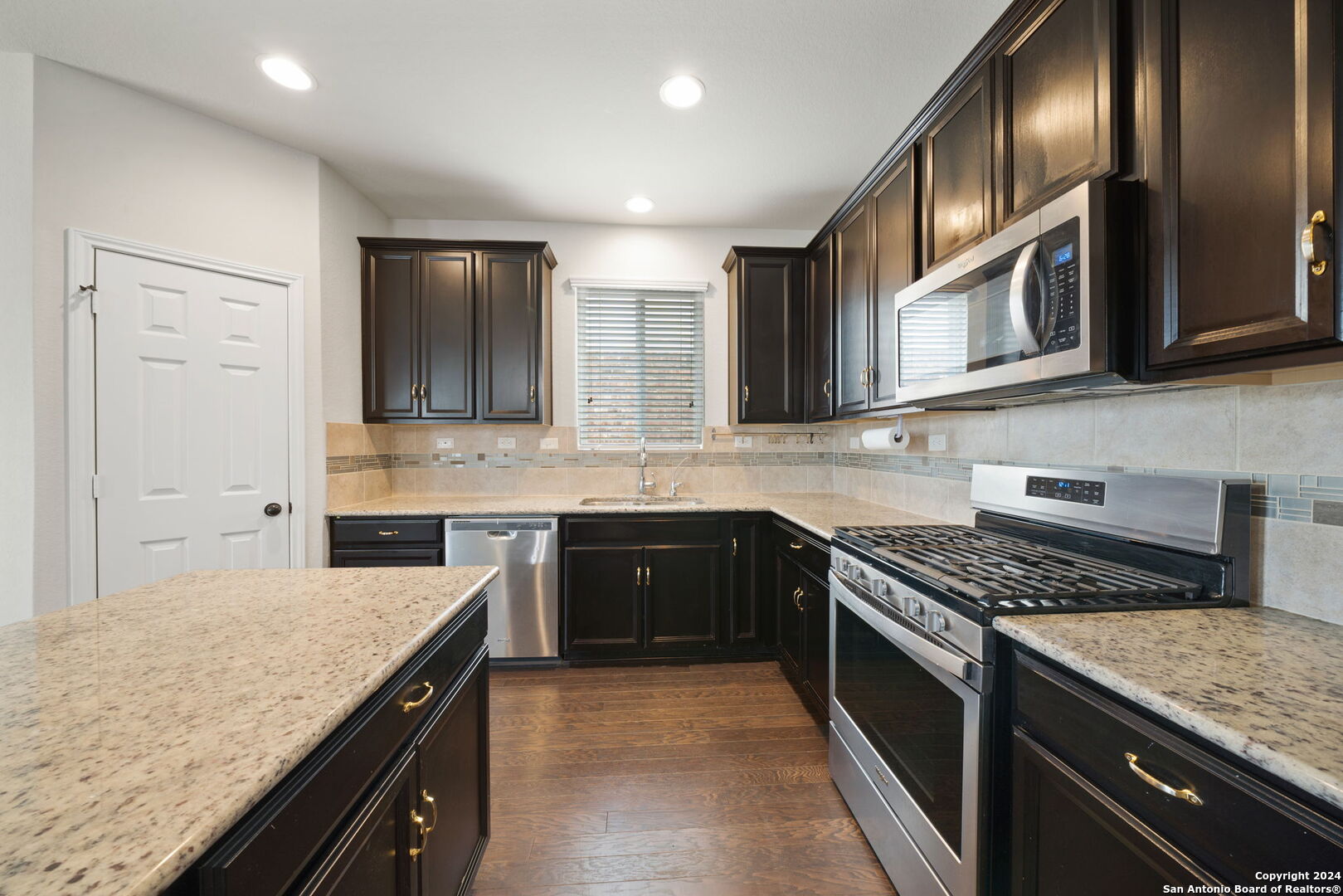 9947 Cowboy Lane San Antonio TX 78254