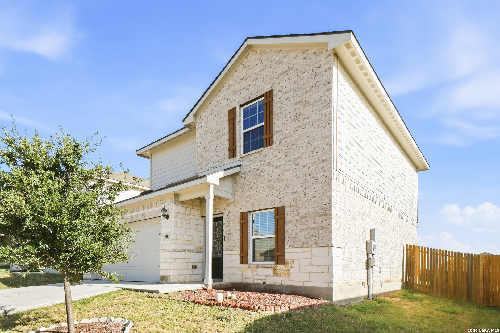 9127 Bennett Forest Converse TX 78109
