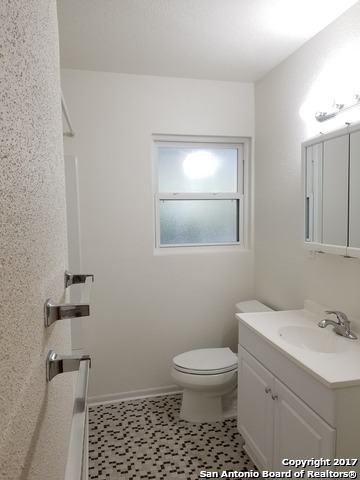 214 Beechwood Avenue Universal City TX 78148