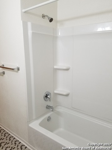 214 Beechwood Avenue Universal City TX 78148