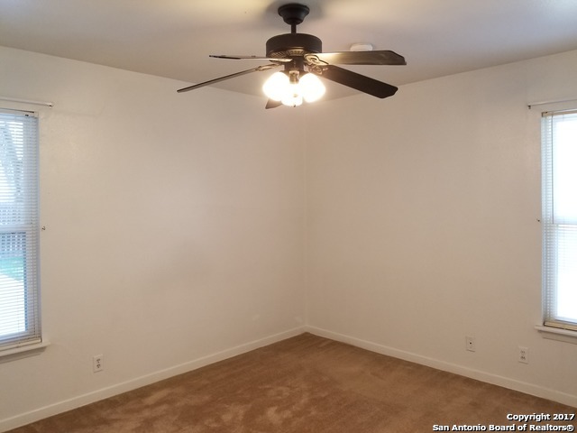 214 Beechwood Avenue Universal City TX 78148