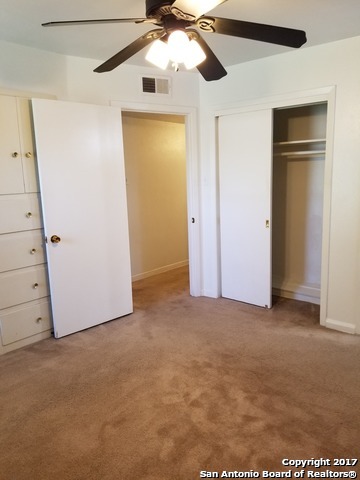 214 Beechwood Avenue Universal City TX 78148