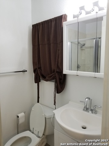 214 Beechwood Avenue Universal City TX 78148