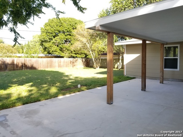 214 Beechwood Avenue Universal City TX 78148