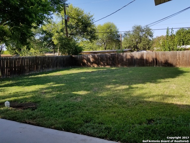 214 Beechwood Avenue Universal City TX 78148