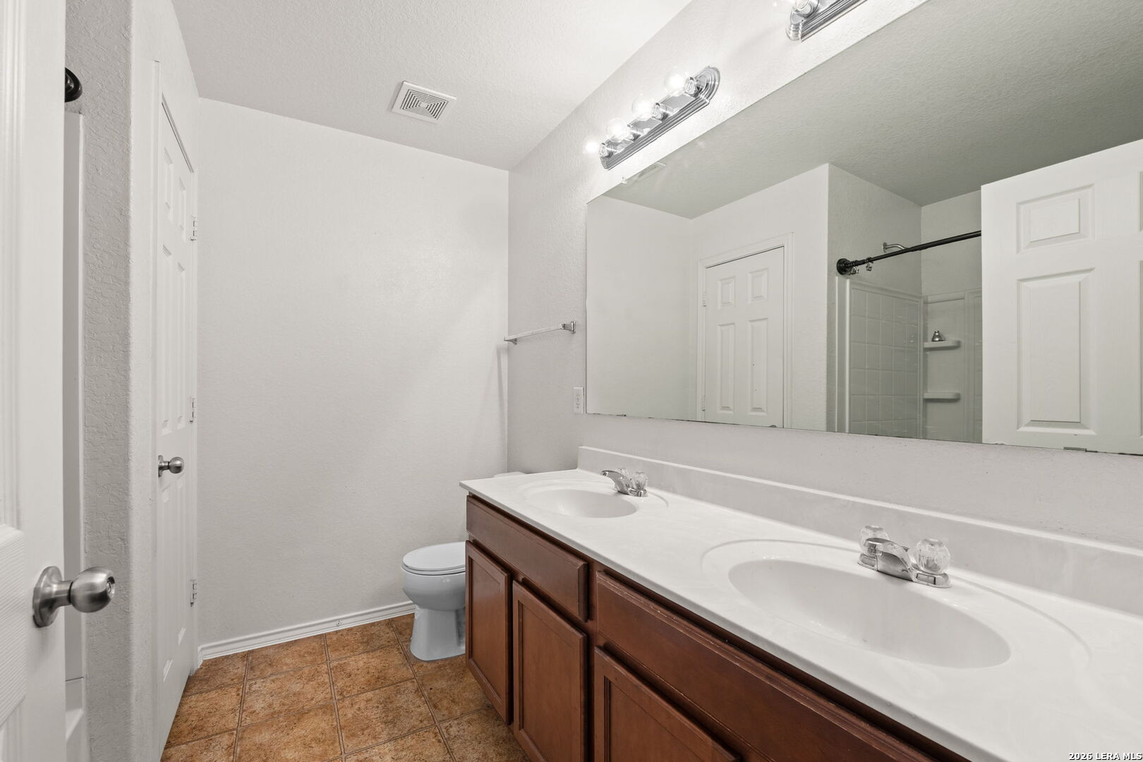 8966 N Oakwood Park San Antonio TX 78254