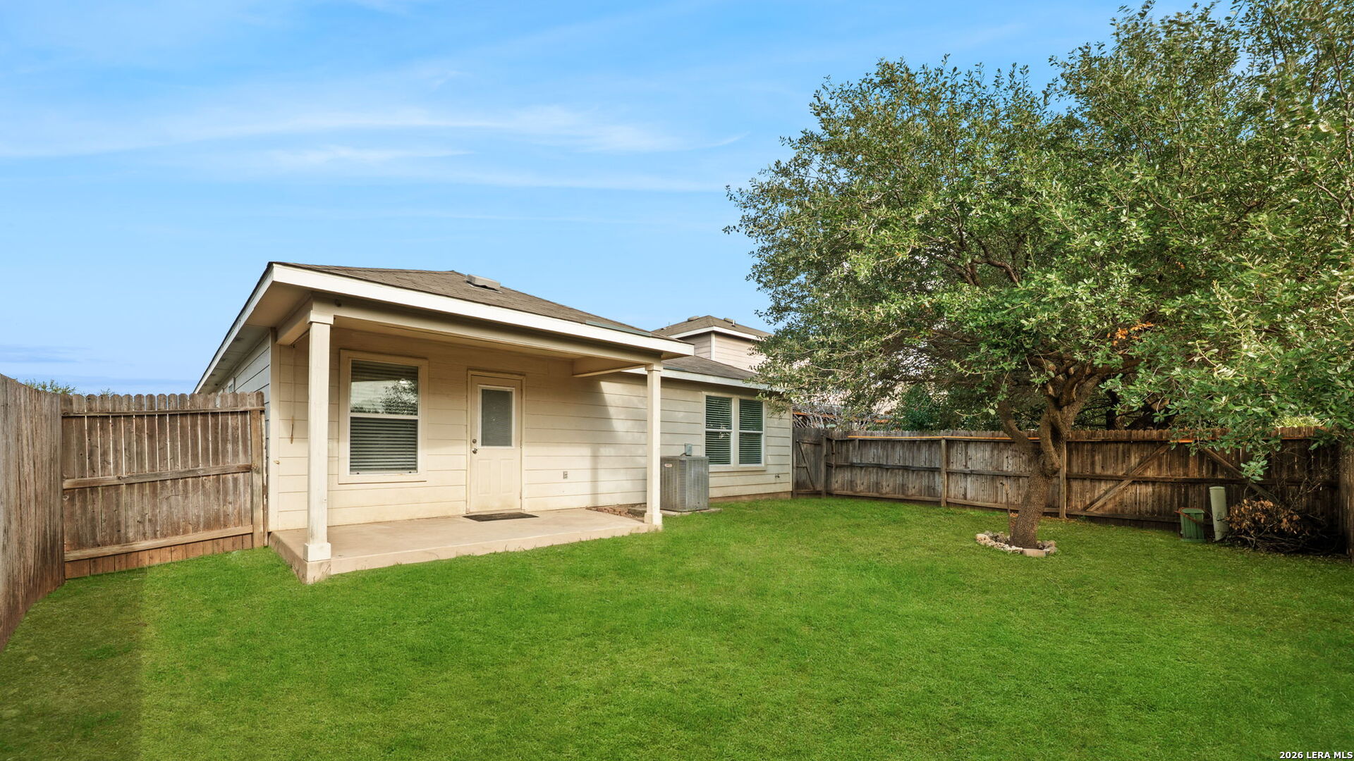 8966 N Oakwood Park San Antonio TX 78254