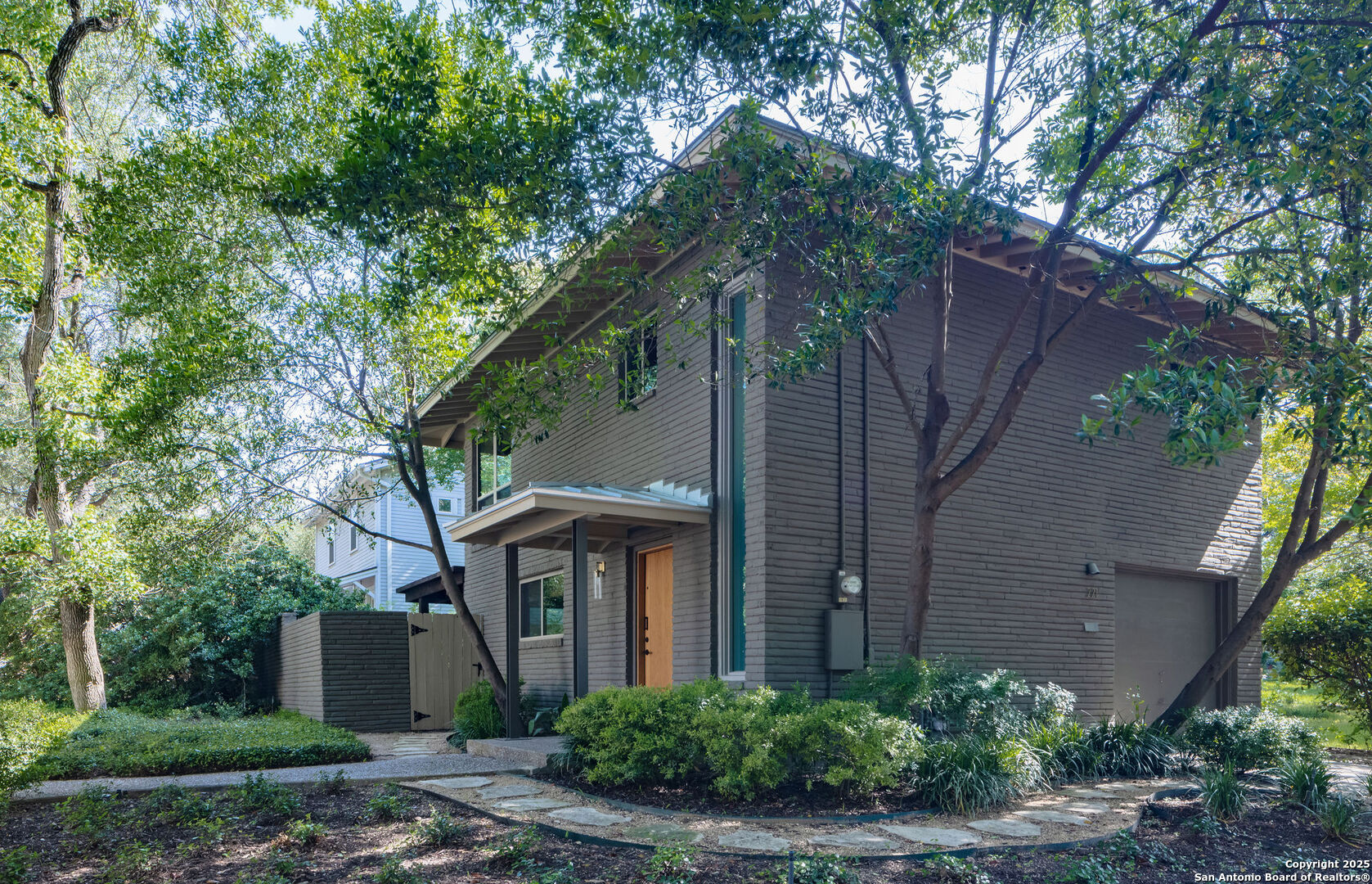 221 Ogden Lane Alamo Heights TX 78209