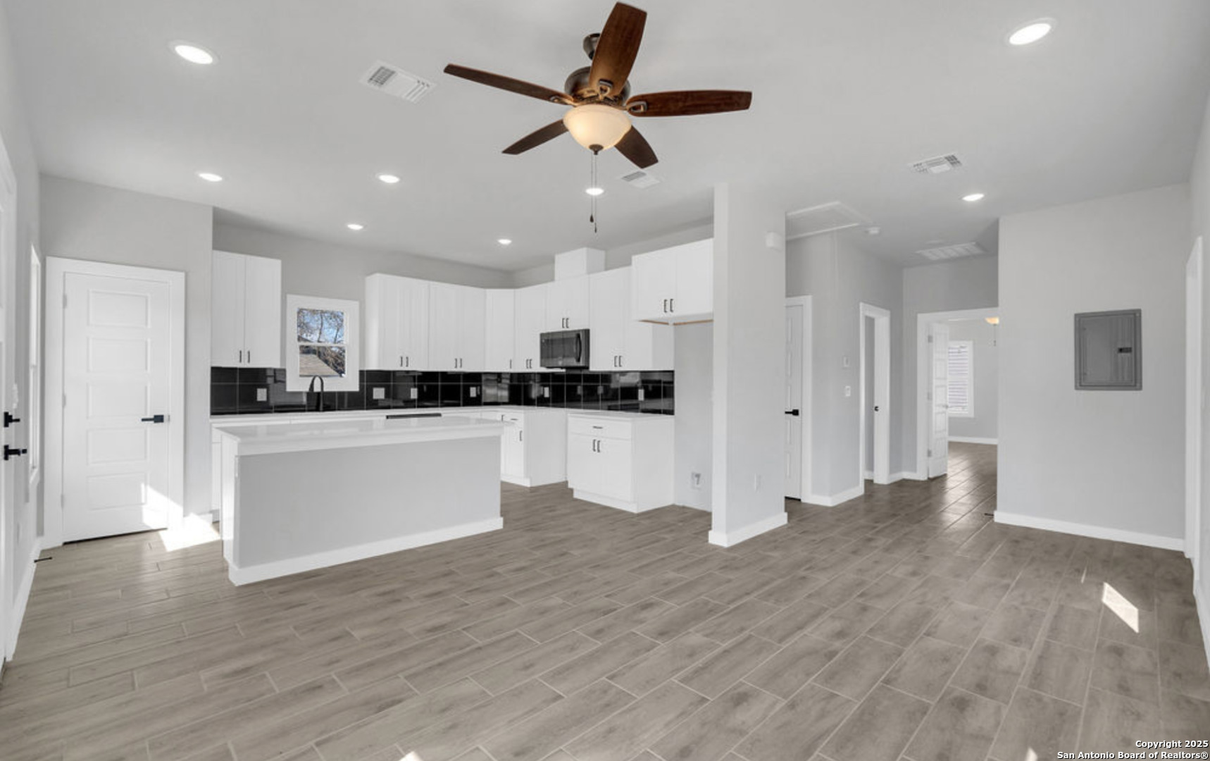 9182 Dawson San Antonio TX 78202