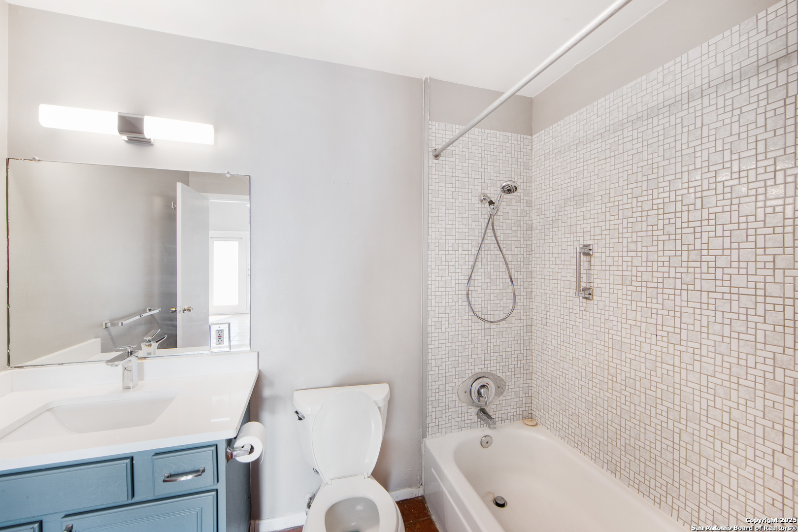 220 Blakeley San Antonio TX 78209