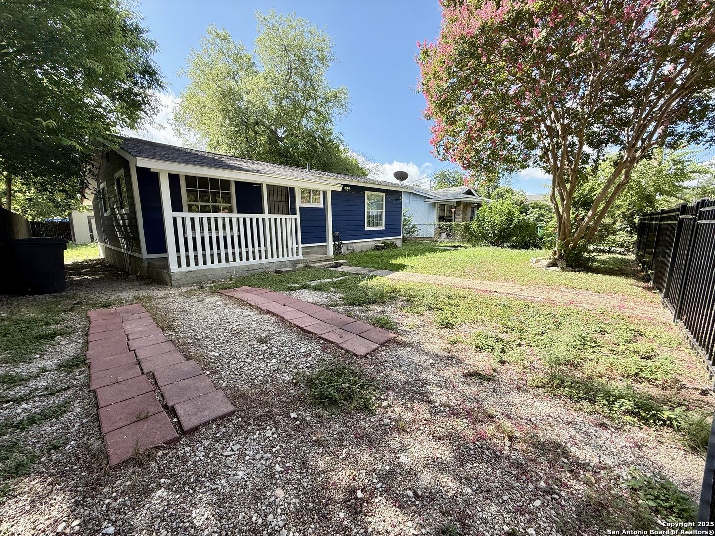 230 S San Gabriel Avenue San Antonio TX 78237