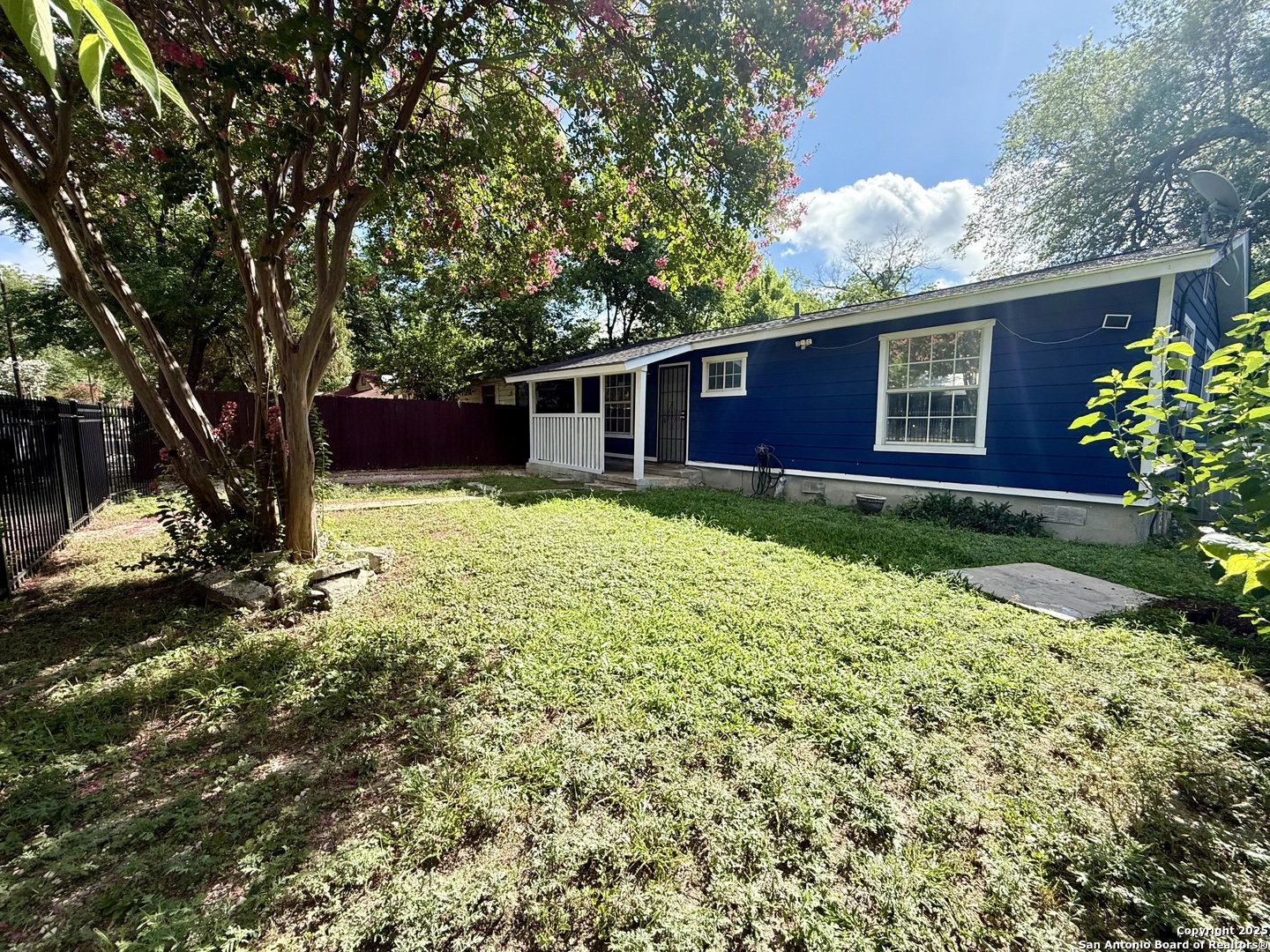 230 S San Gabriel Avenue San Antonio TX 78237