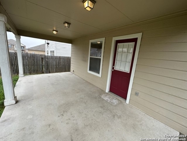 2111 Red Rock Crossing San Antonio TX 78245