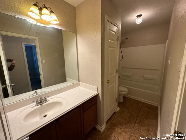 2111 Red Rock Crossing San Antonio TX 78245