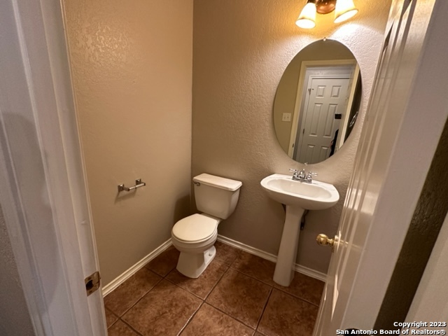 2111 Red Rock Crossing San Antonio TX 78245