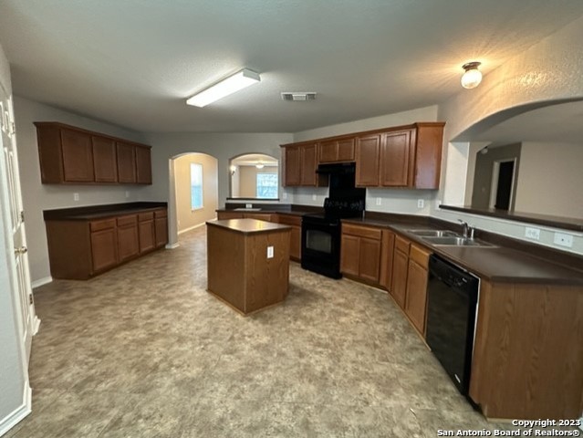 2111 Red Rock Crossing San Antonio TX 78245