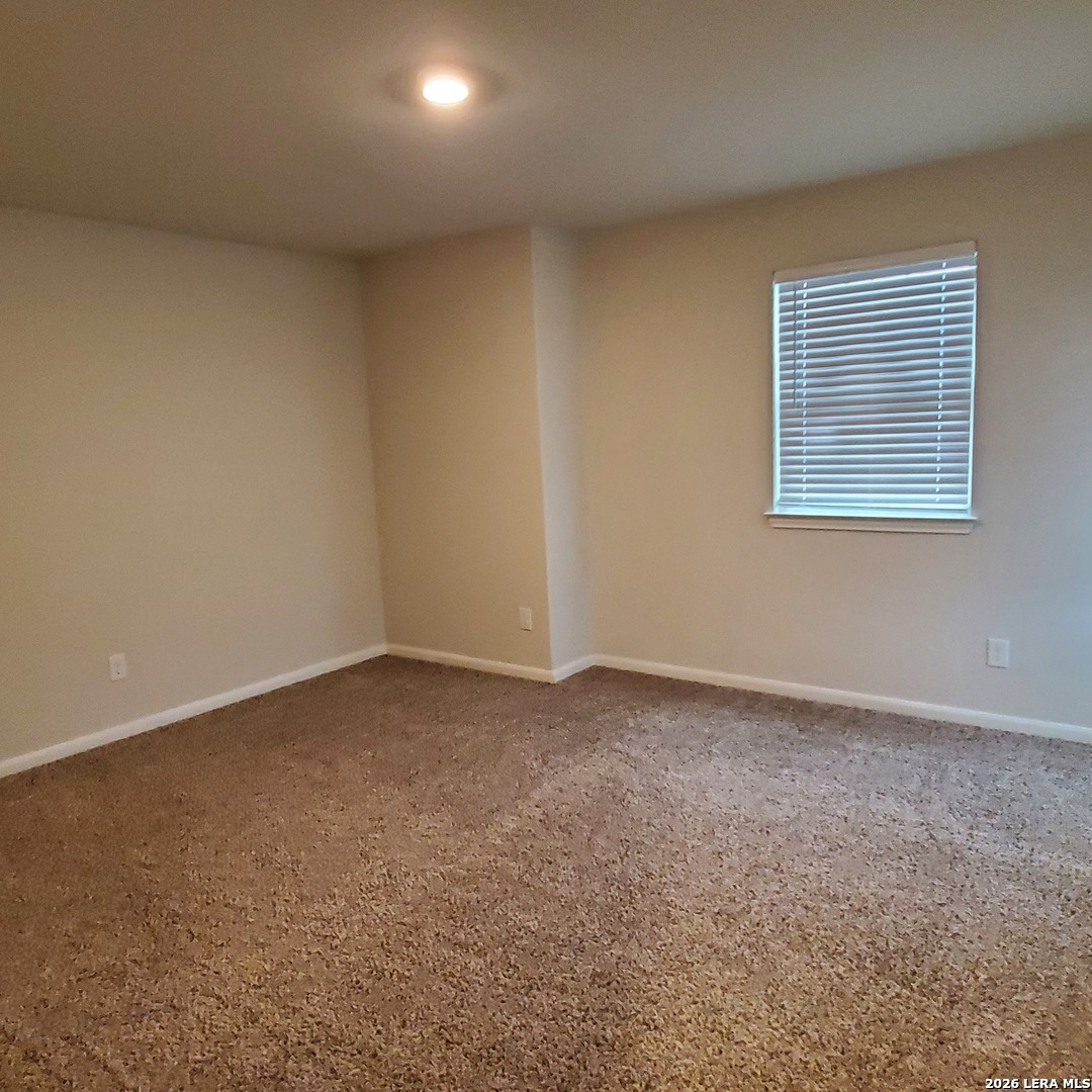 9206 Foxing Bluffs Converse TX 78109