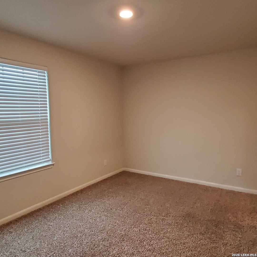 9206 Foxing Bluffs Converse TX 78109