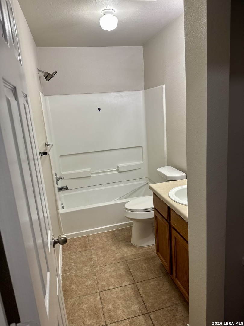 10706 Mathom Landing Universal City TX 78148