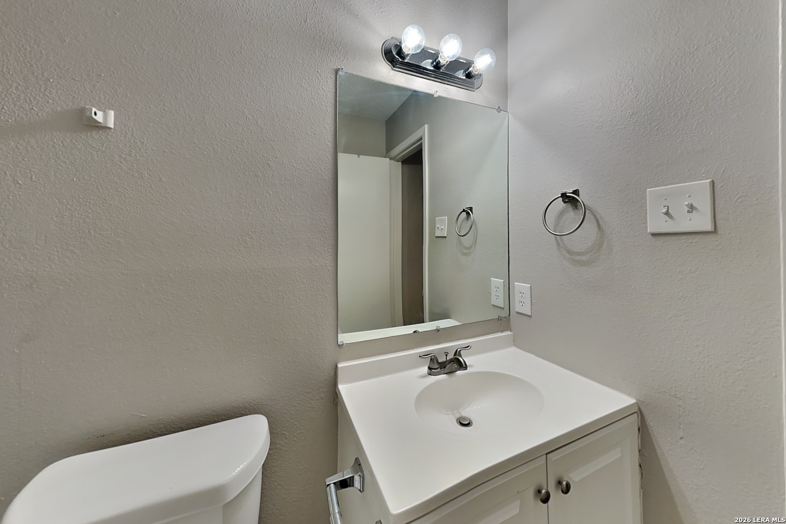 6854 Eden Grove Drive Converse TX 78109