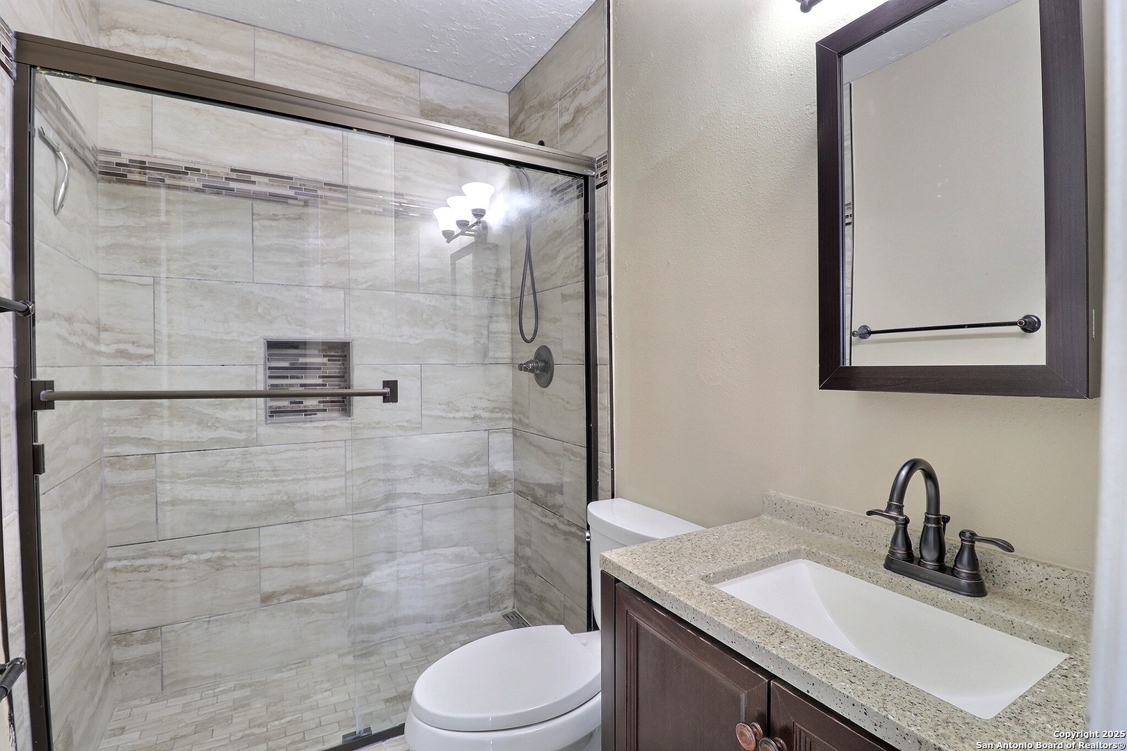 11025 White Sands Live Oak TX 78233