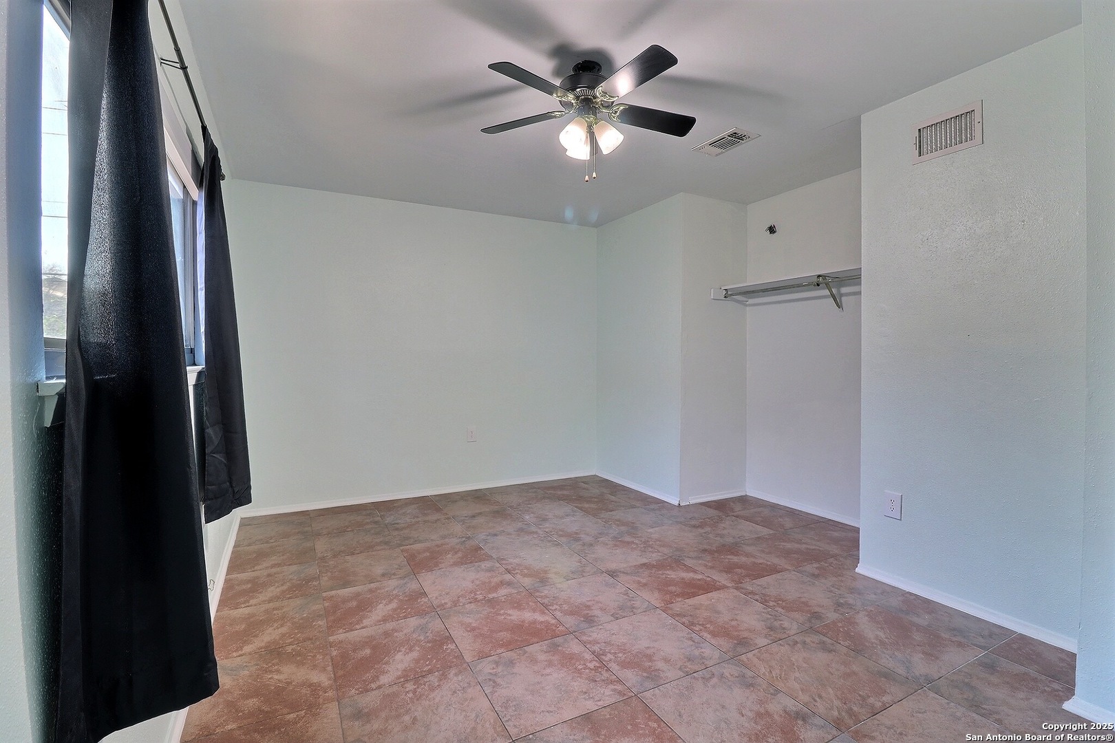 11025 White Sands Live Oak TX 78233