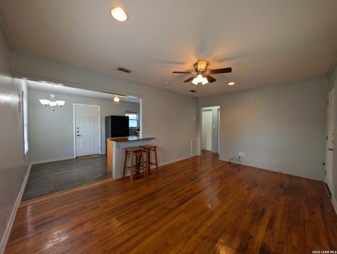890 Josephine Street New Braunfels TX 78130