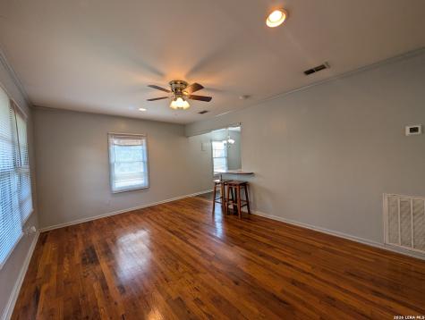 890 Josephine Street New Braunfels TX 78130
