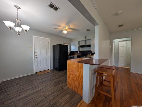 890 Josephine Street New Braunfels TX 78130