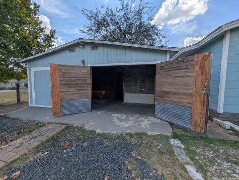 890 Josephine Street New Braunfels TX 78130