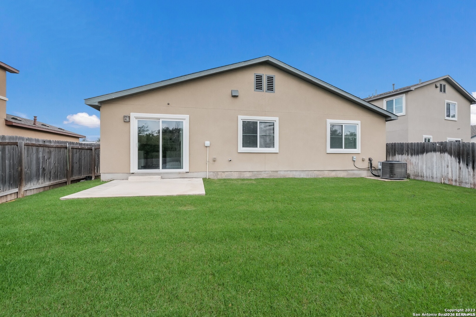 10102 Relic Oaks San Antonio TX 78240