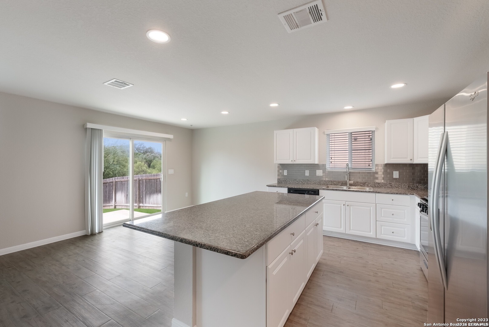 10102 Relic Oaks San Antonio TX 78240