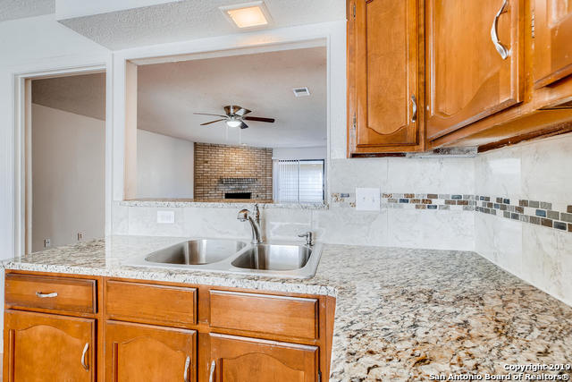 4717 Oakfield Way San Antonio TX 78250