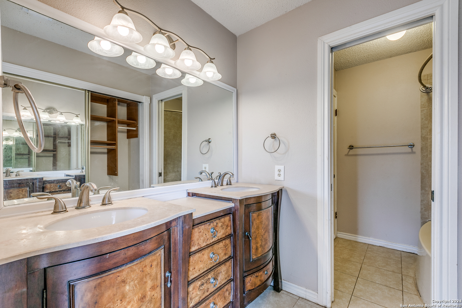 8503 Ridge Stone Street San Antonio TX 78251