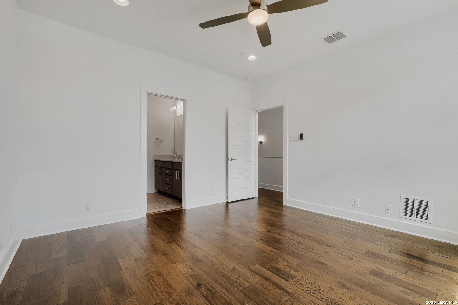 1606 N Hackberry San Antonio TX 78208
