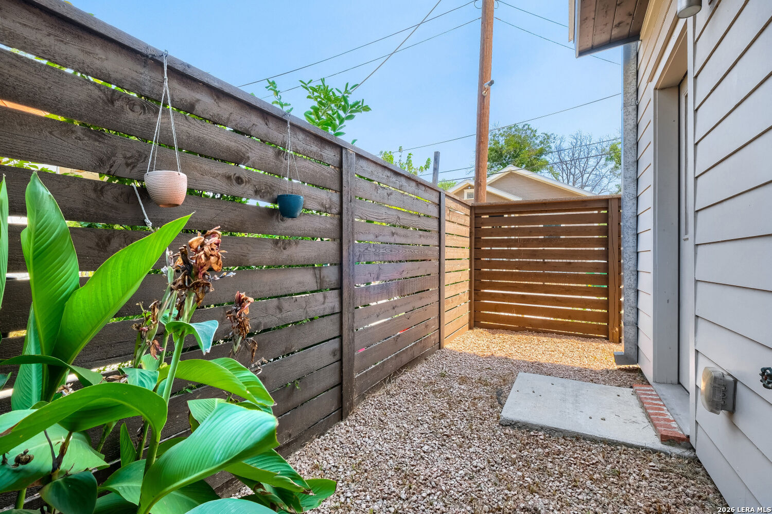 1606 N Hackberry San Antonio TX 78208