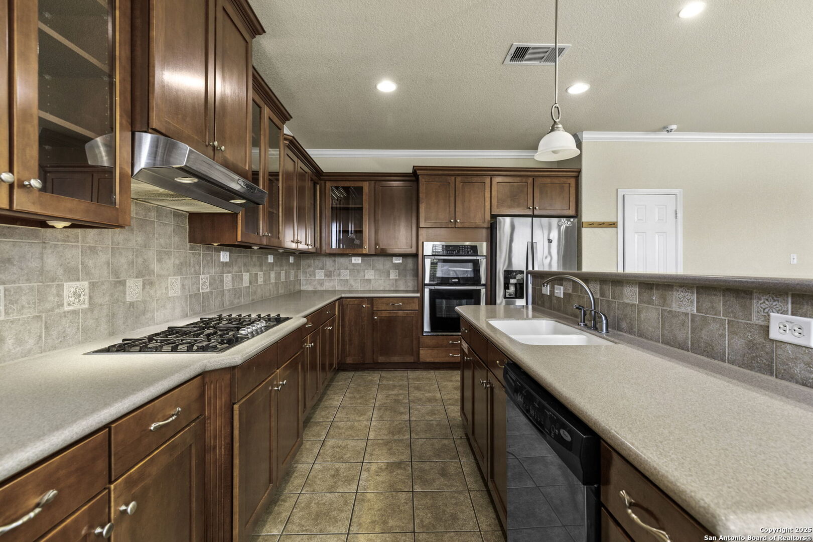1507 Saddle Blanket San Antonio TX 78258